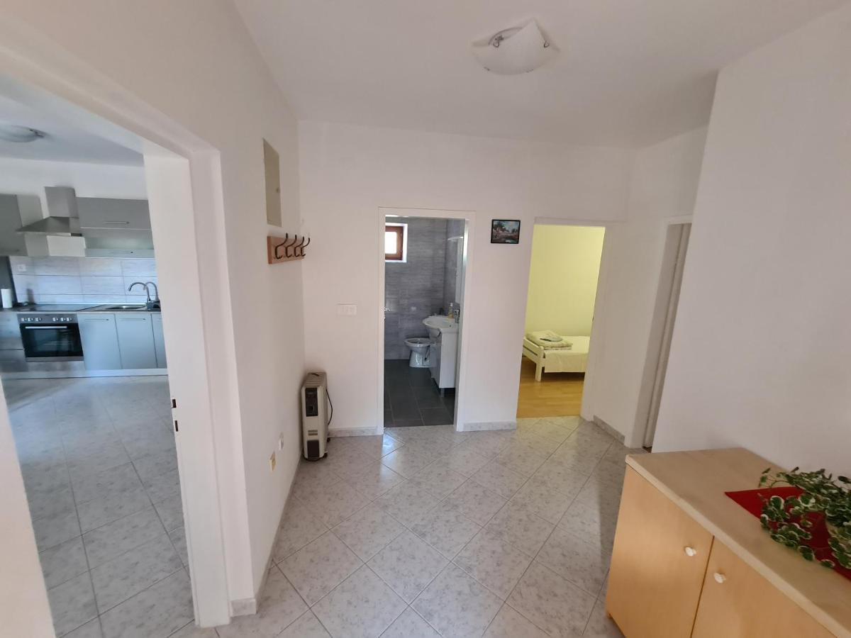 Holiday Home Nena Drniš Εξωτερικό φωτογραφία