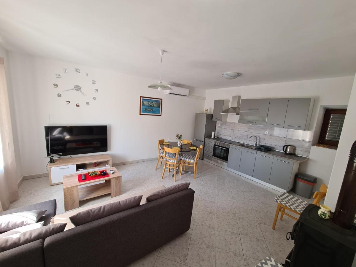 Holiday Home Nena Drniš Εξωτερικό φωτογραφία